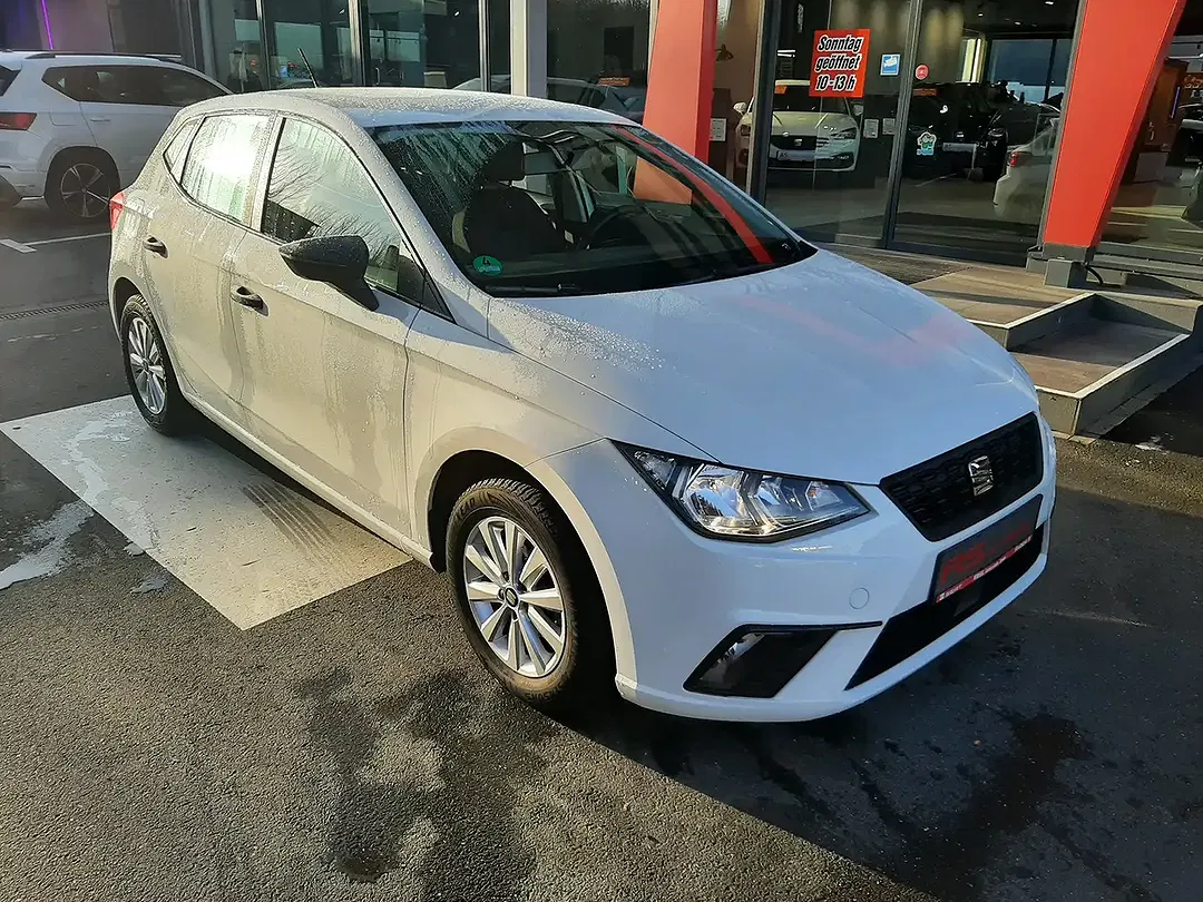 SEAT Ibiza - Thumbnail 3