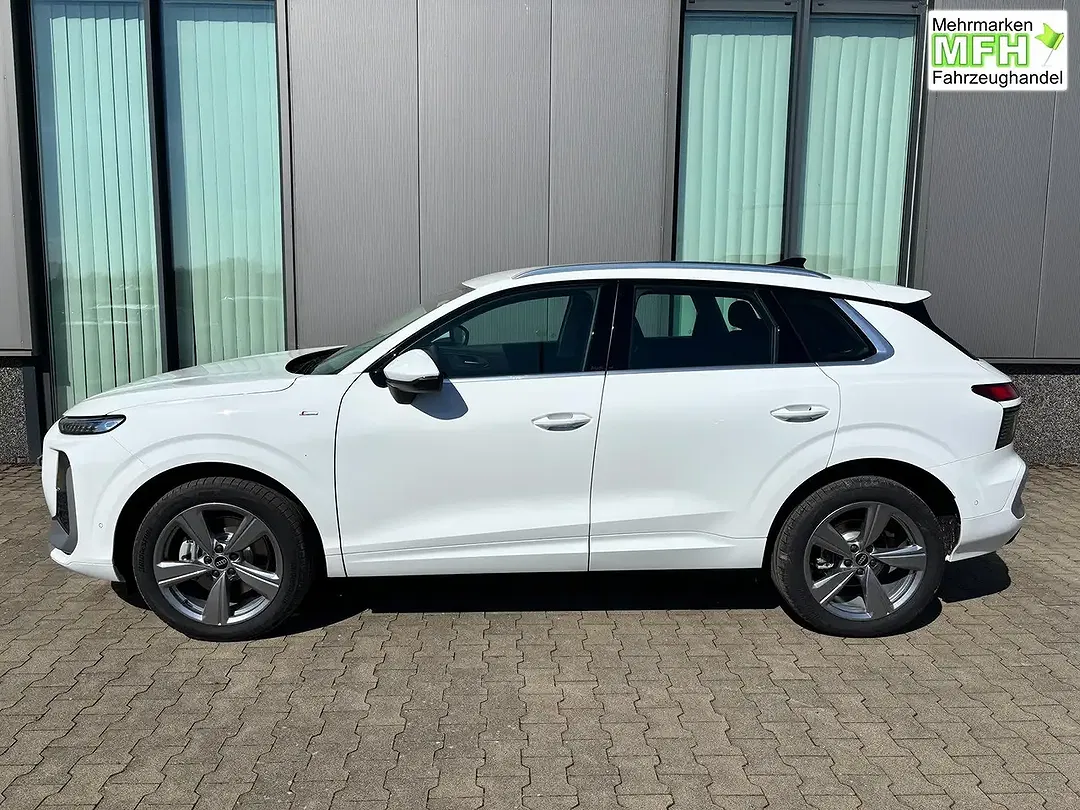 Audi Q3 - Thumbnail 2