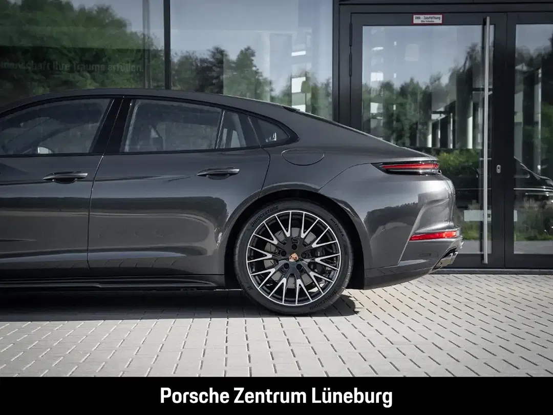 Porsche Panamera - Thumbnail 10