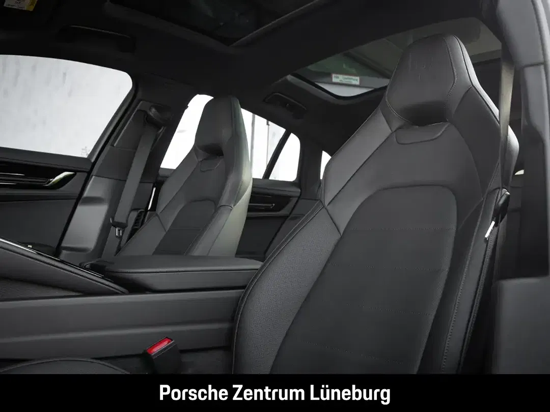 Porsche Panamera - Thumbnail 5