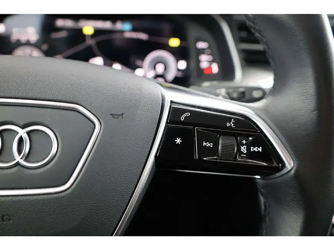 Audi A6 - Thumbnail 11