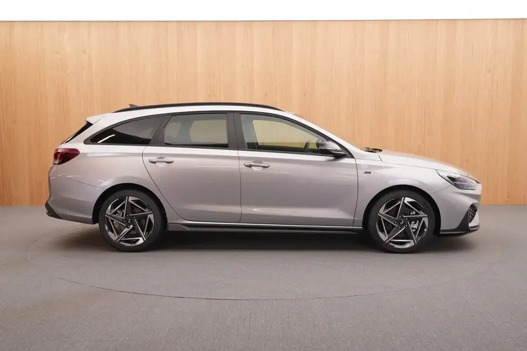 Hyundai i30 - Thumbnail 4