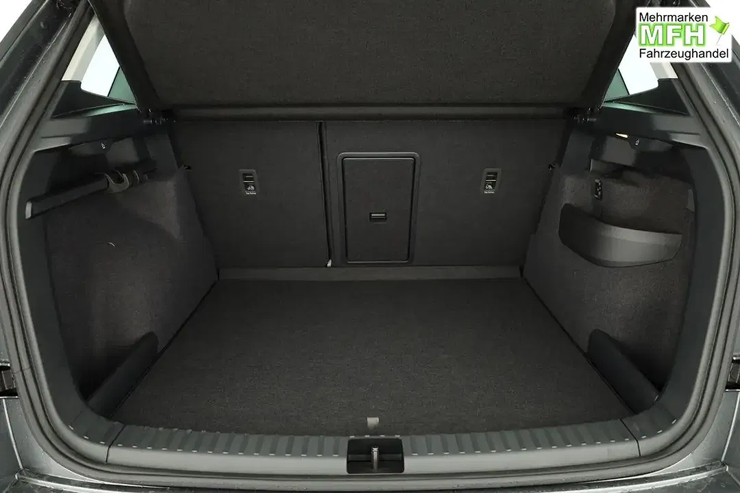 Skoda Karoq - Thumbnail 12