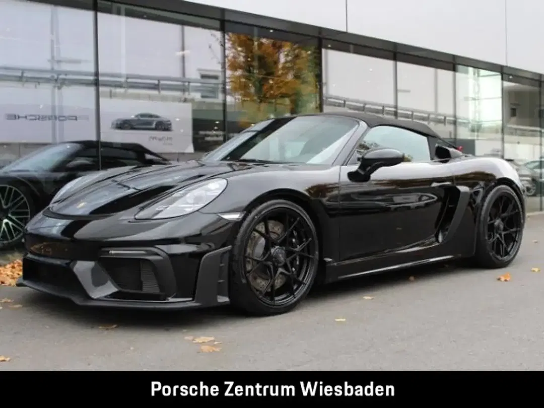 Porsche 718 Spyder RS