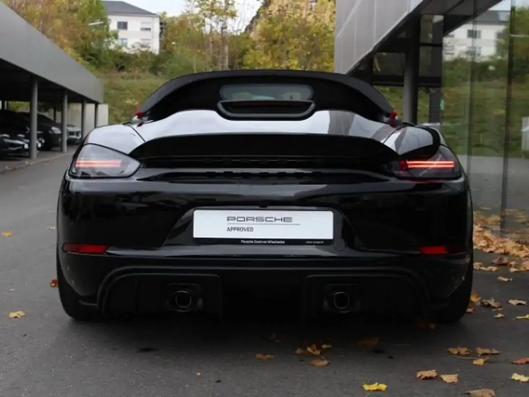 Porsche 718 Spyder - Thumbnail 11