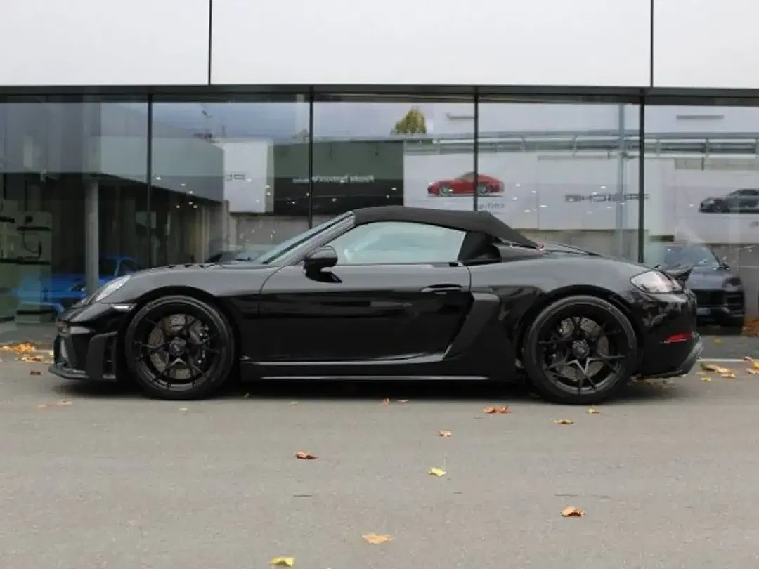 Porsche 718 Spyder - Thumbnail 2