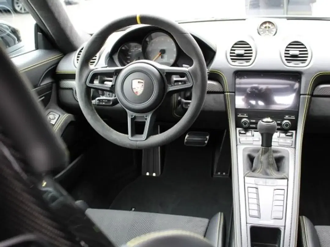 Porsche 718 Spyder - Thumbnail 4