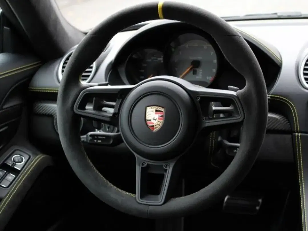 Porsche 718 Spyder - Thumbnail 5