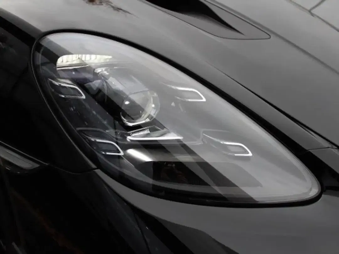 Porsche 718 Spyder - Thumbnail 7