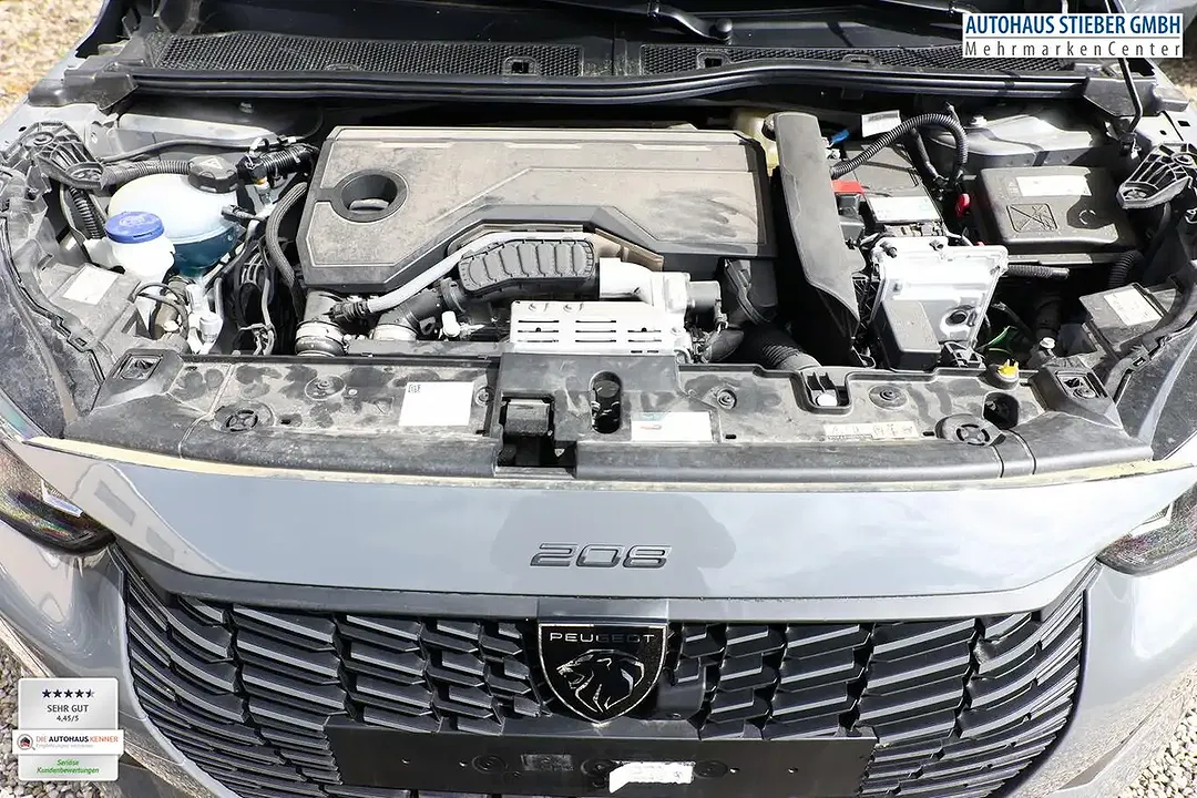 Peugeot 208 - Thumbnail 12