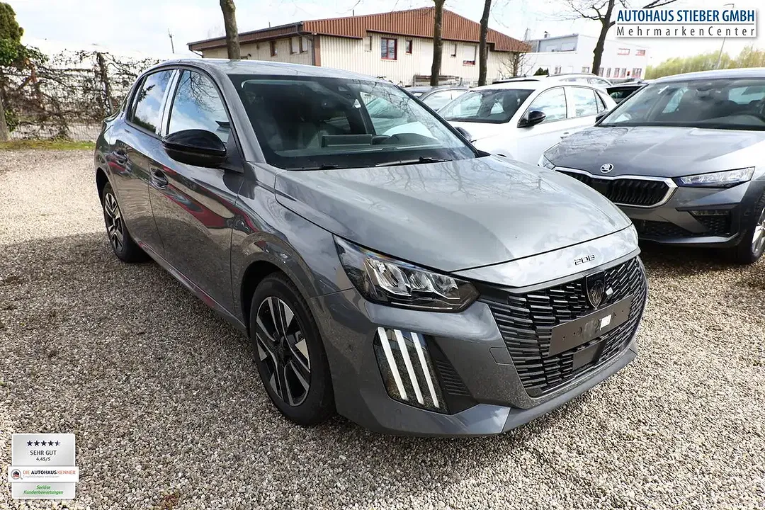 Peugeot 208 - Thumbnail 2