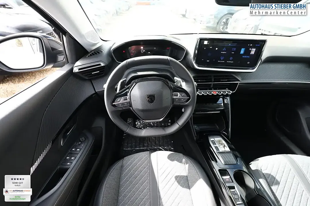 Peugeot 208 - Thumbnail 7