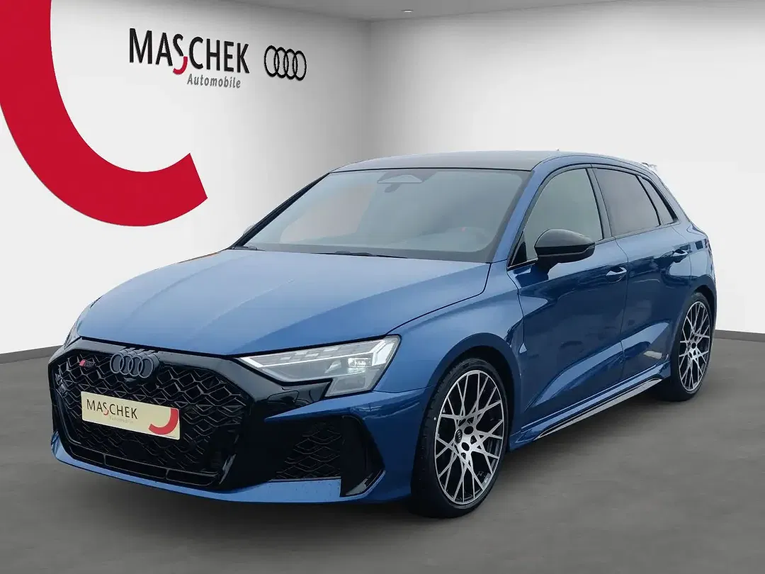 Audi RS3 - Thumbnail 1
