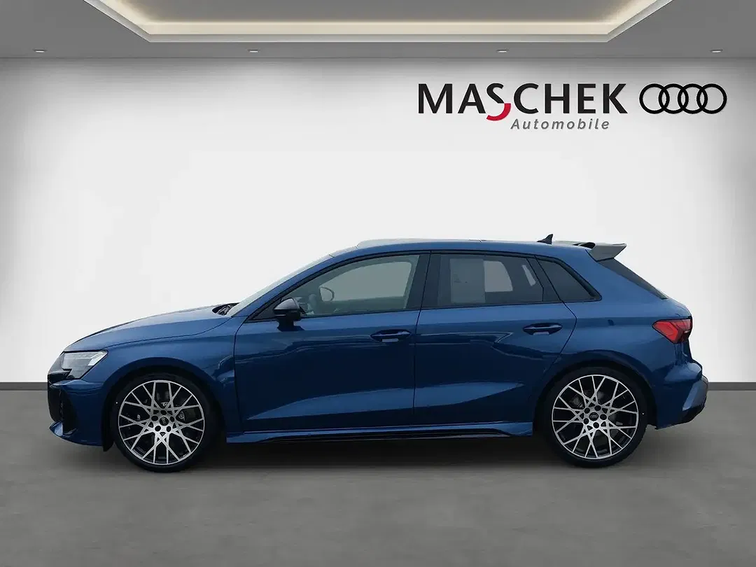Audi RS3 - Thumbnail 2