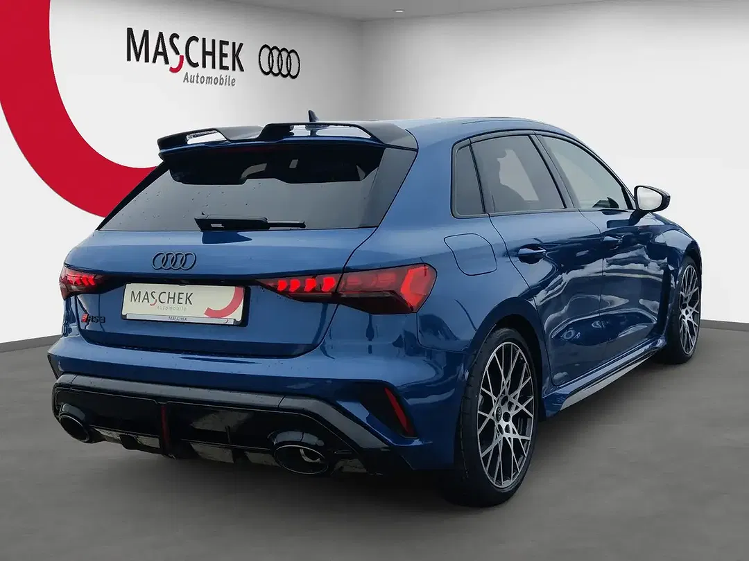Audi RS3 - Thumbnail 5