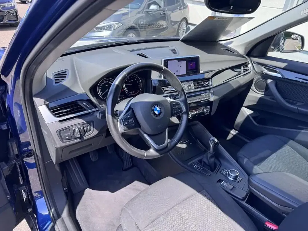 BMW X1 - Thumbnail 4