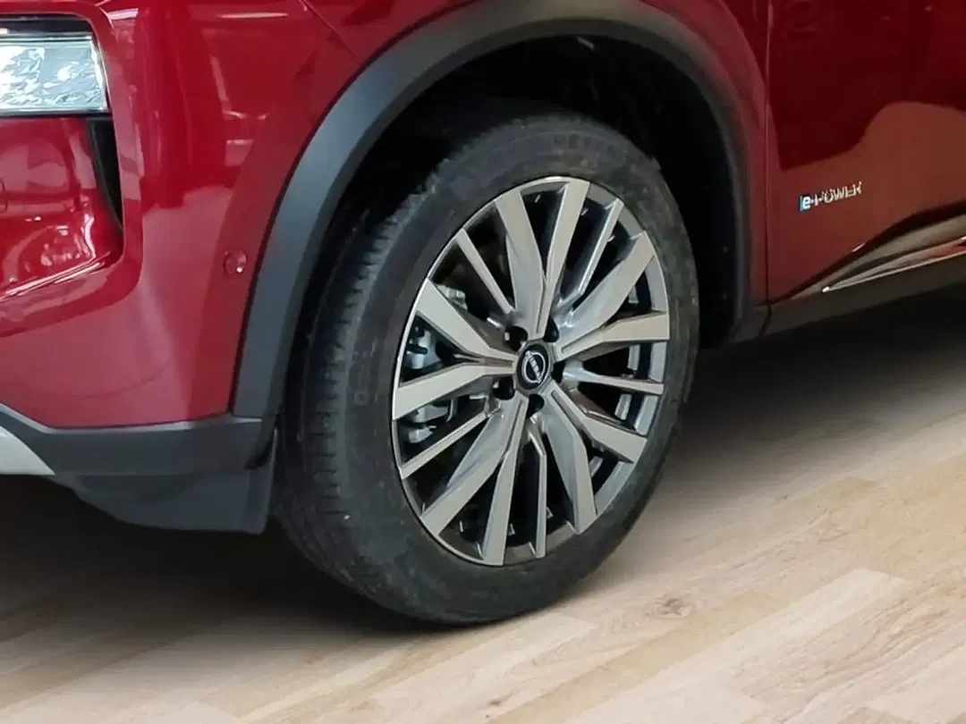 Nissan X-Trail - Thumbnail 4