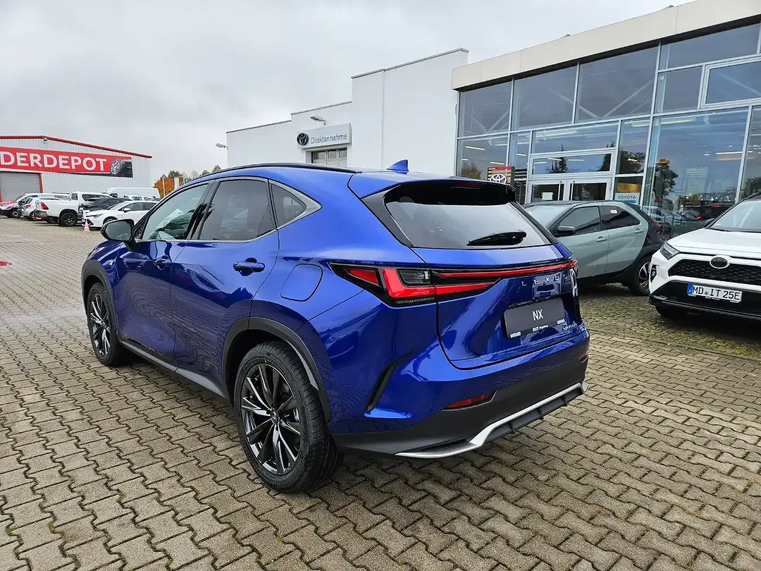 Lexus NX 450h+ - Thumbnail 6