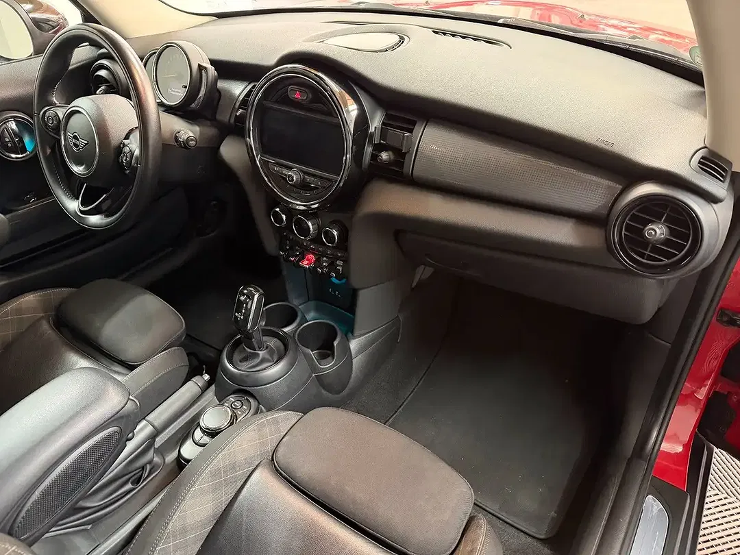 MINI Cooper - Thumbnail 11