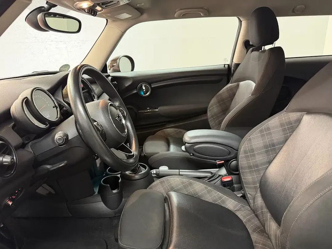MINI Cooper - Thumbnail 13