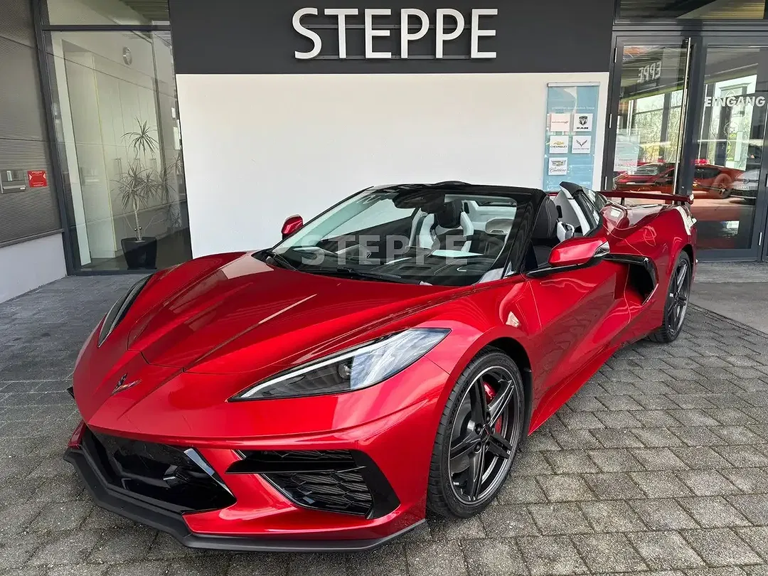 Corvette C8 - Thumbnail 1