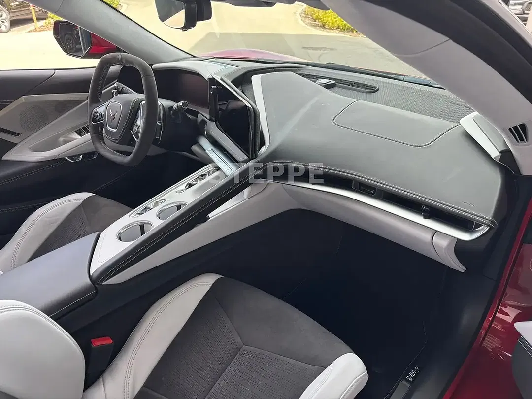 Corvette C8 - Thumbnail 11