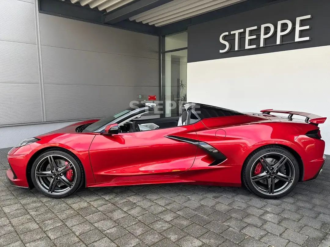 Corvette C8 - Thumbnail 3