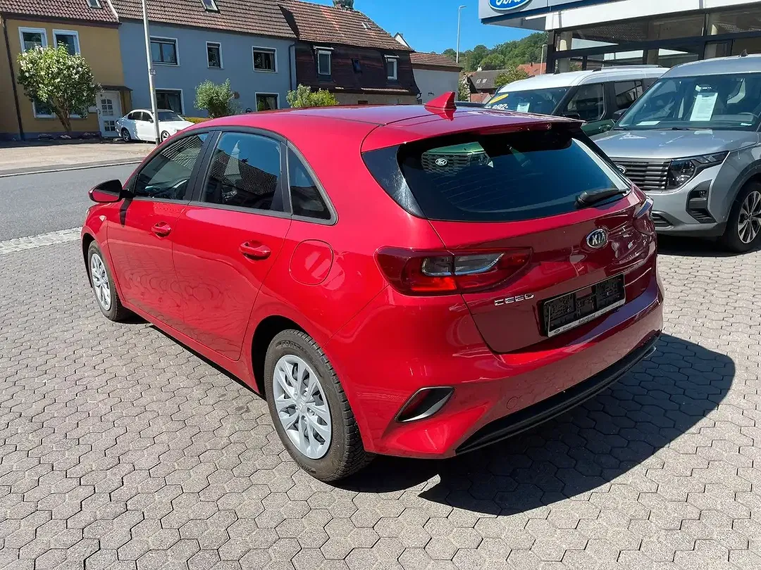 Kia Ceed / cee'd - Thumbnail 6
