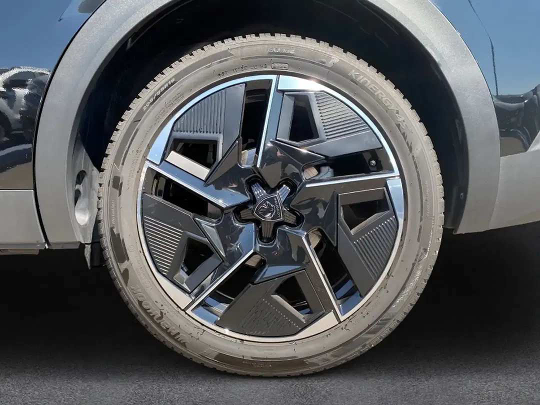 Peugeot 408 - Thumbnail 11