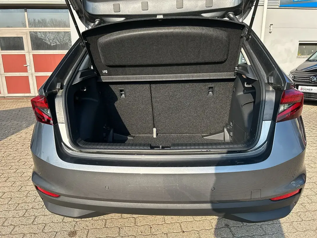 Skoda Fabia - Thumbnail 11