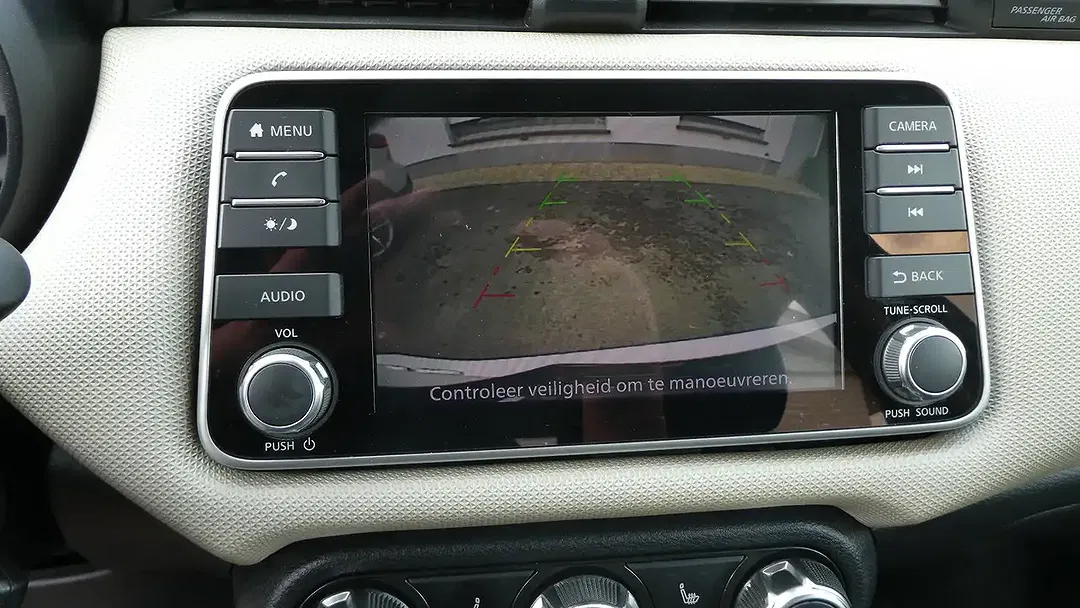 Nissan Micra - Thumbnail 9