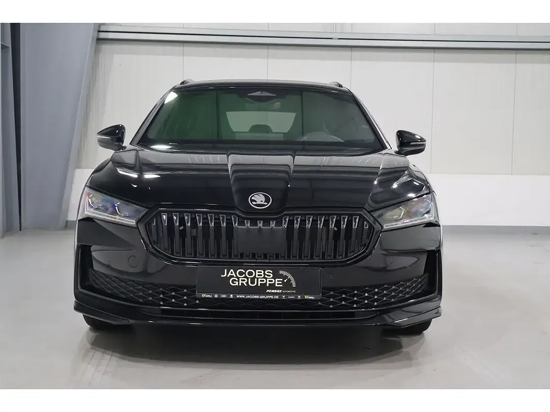 Skoda Superb - Thumbnail 2