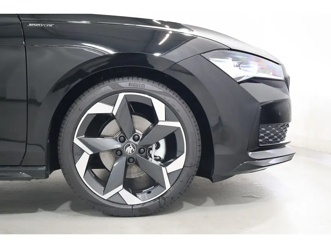 Skoda Superb - Thumbnail 5