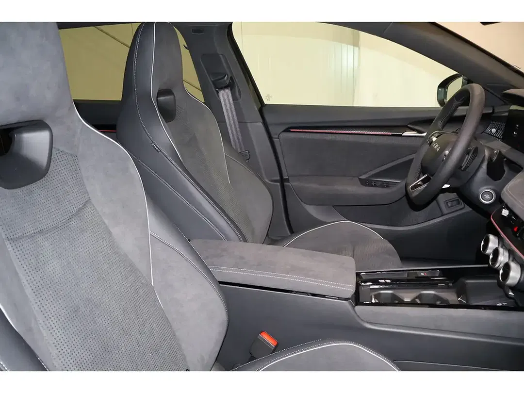 Skoda Superb - Thumbnail 7