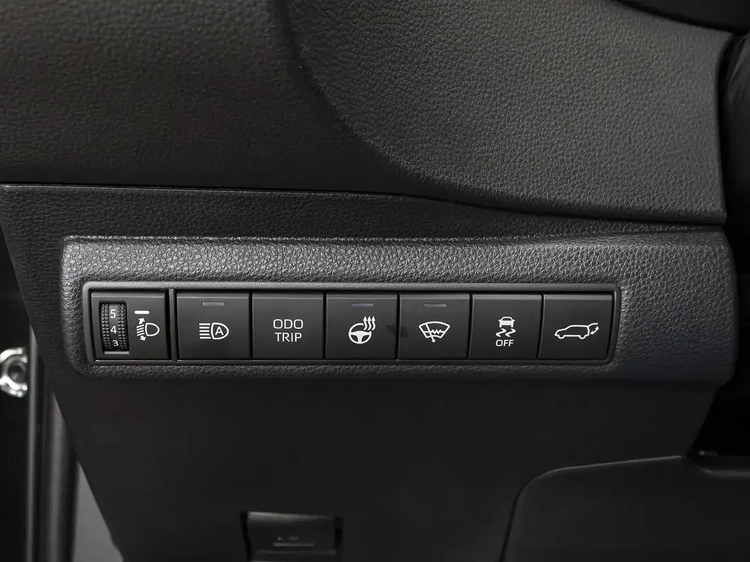 Toyota Corolla - Thumbnail 11