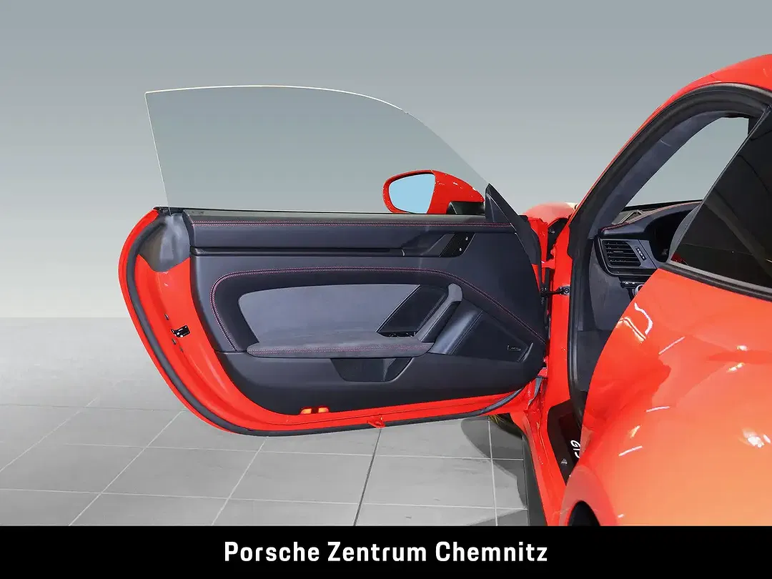 Porsche 911 - Thumbnail 10