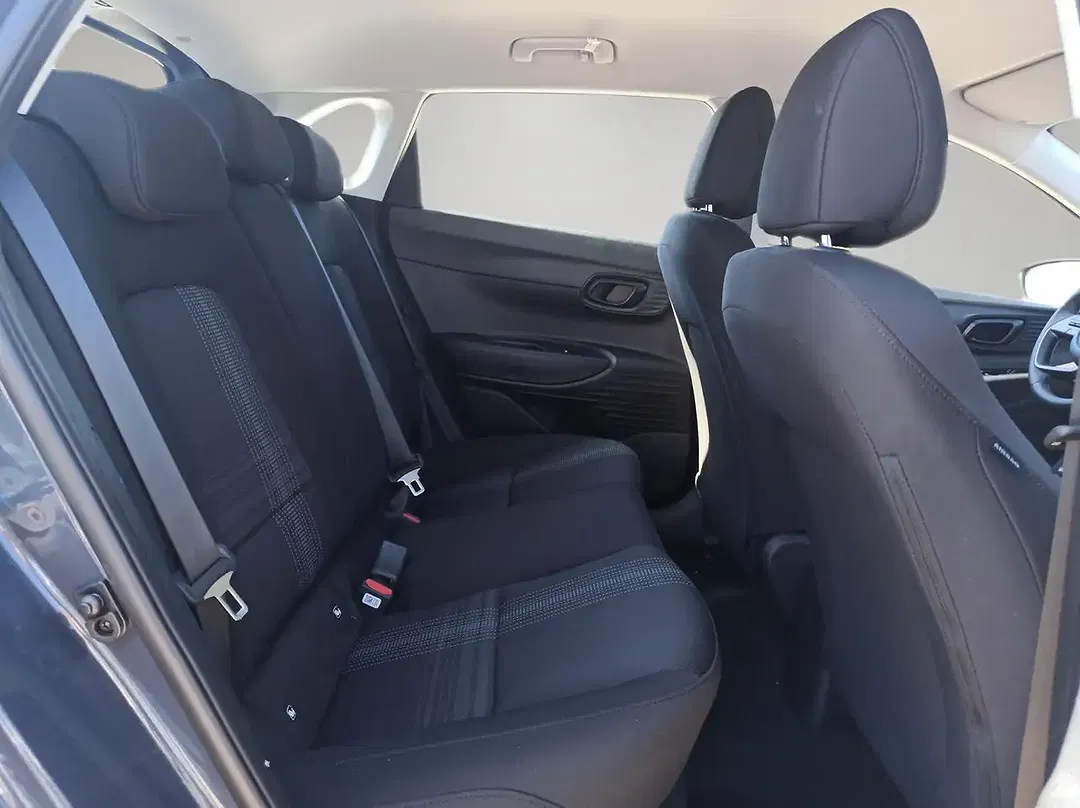 Hyundai i20 - Thumbnail 13