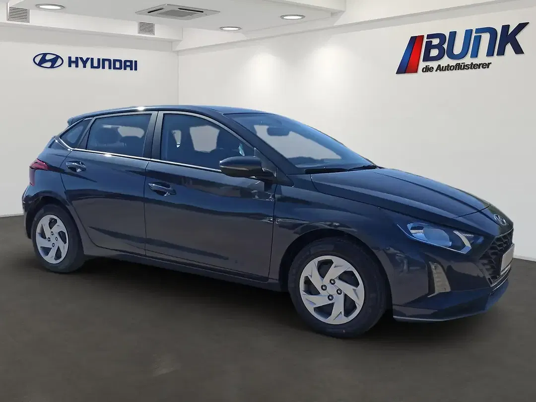 Hyundai i20 - Thumbnail 2