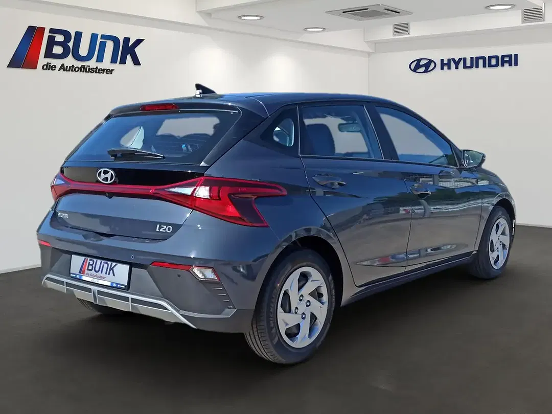 Hyundai i20 - Thumbnail 3