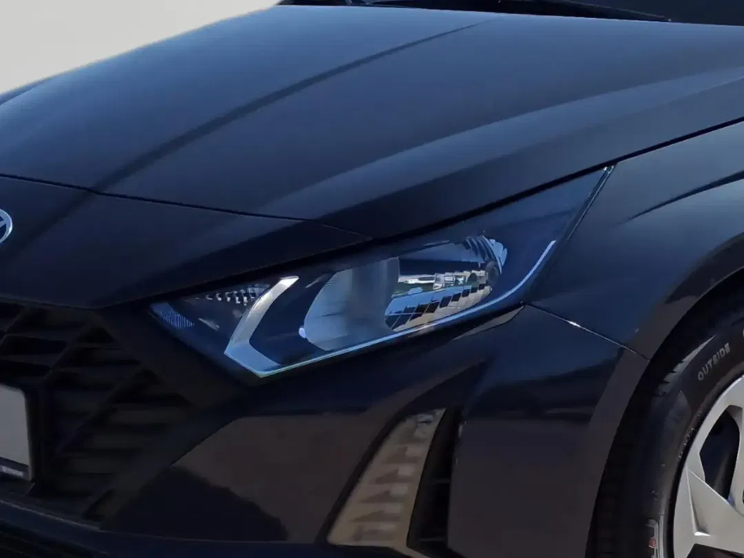 Hyundai i20 - Thumbnail 5