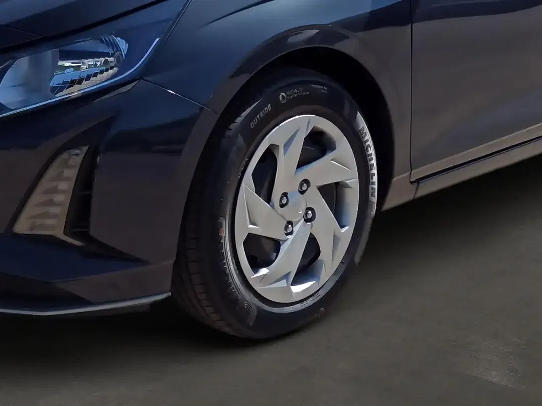 Hyundai i20 - Thumbnail 6