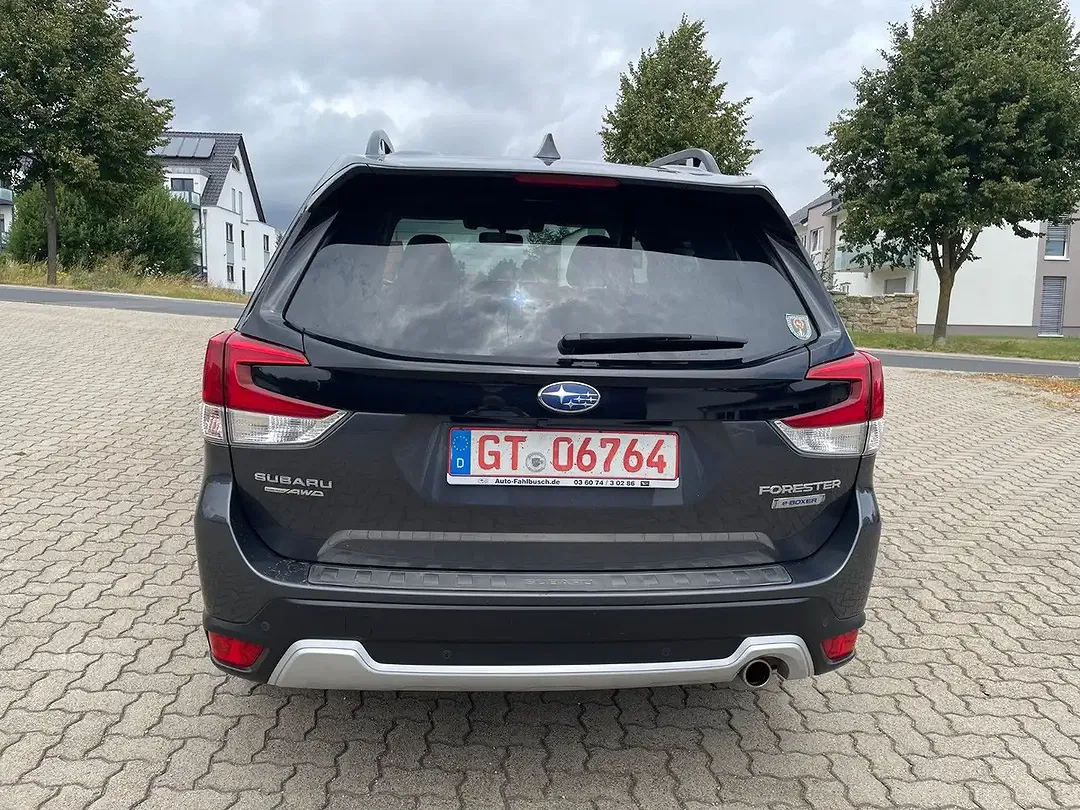Subaru Forester - Thumbnail 2