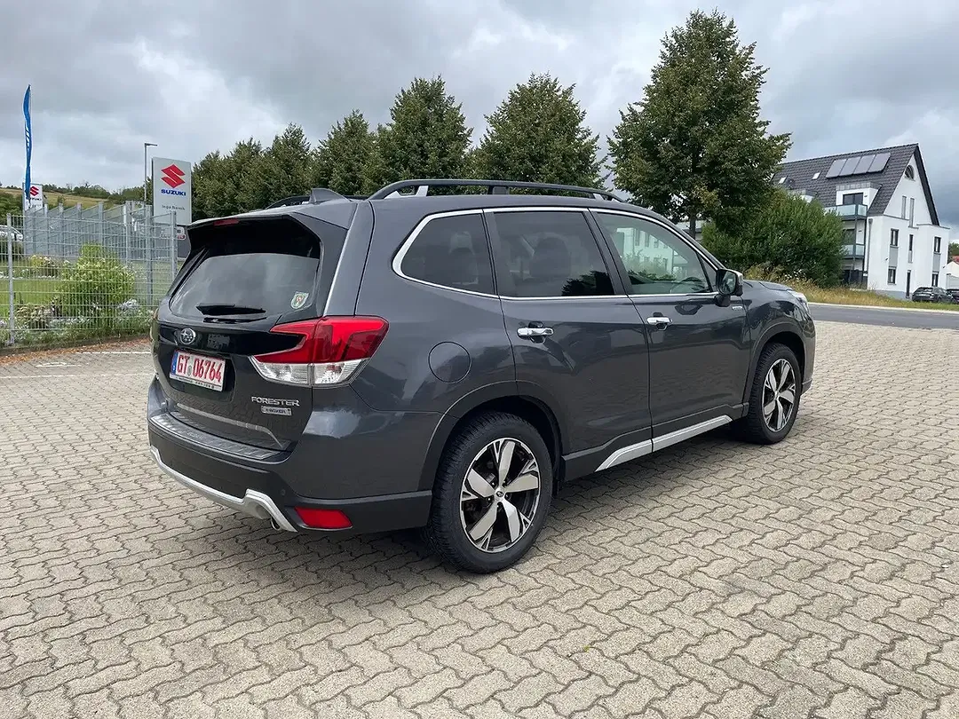 Subaru Forester - Thumbnail 4