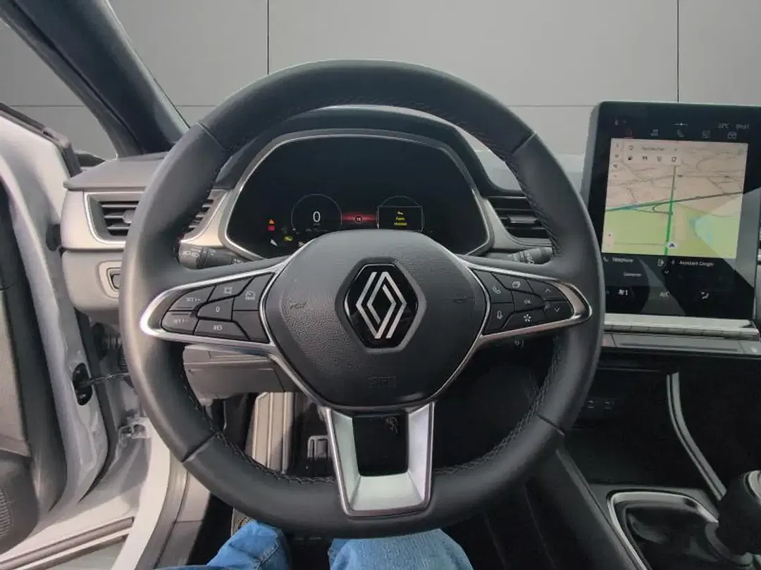 Renault Captur - Thumbnail 9