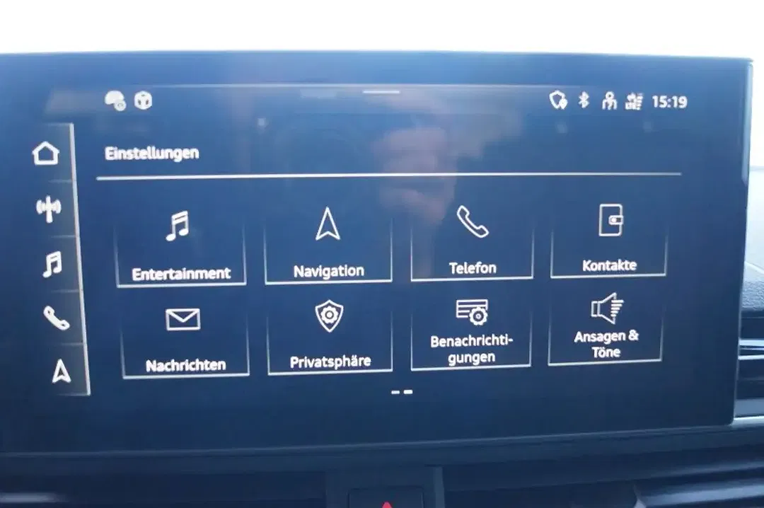 Audi A4 - Thumbnail 43