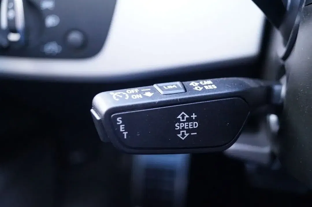 Audi A4 - Thumbnail 50