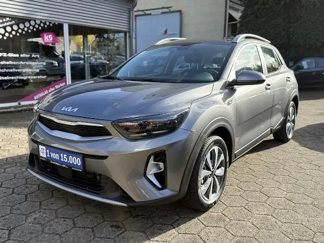 Kia Stonic - Thumbnail 1