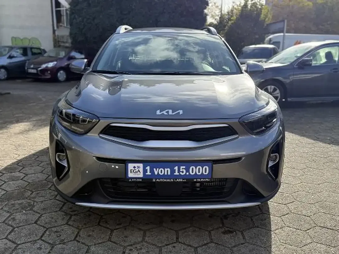 Kia Stonic - Thumbnail 2
