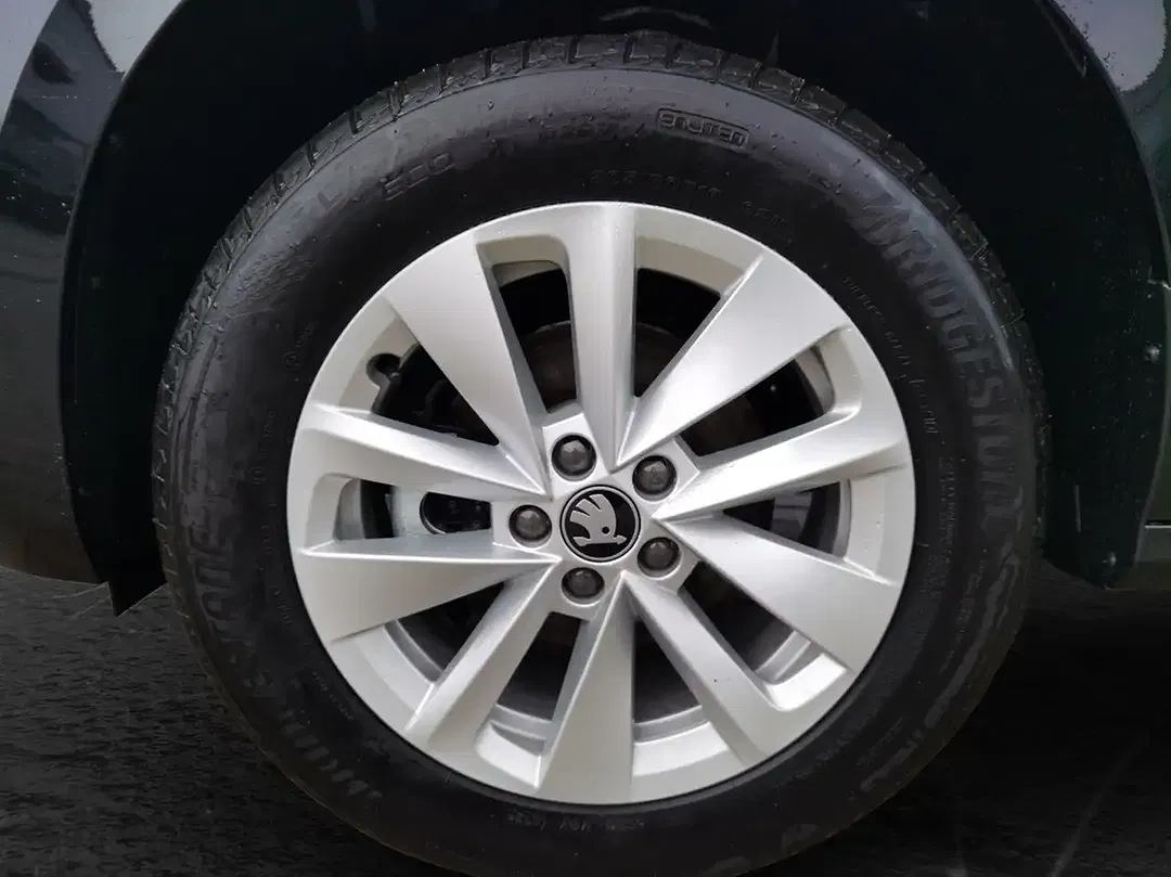 Skoda Kamiq - Thumbnail 5