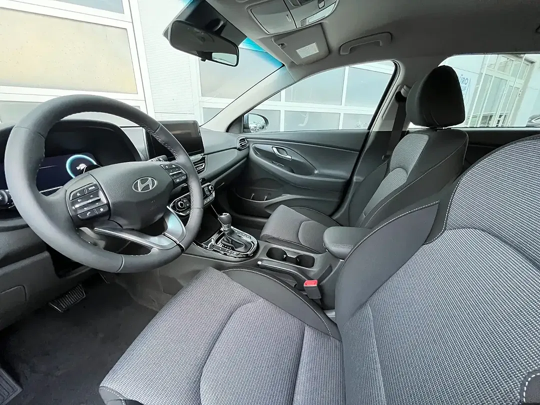 Hyundai i30 - Thumbnail 15